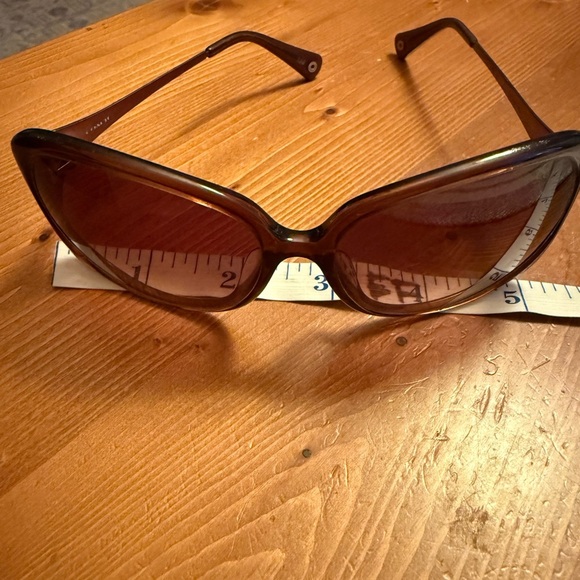 Coach Sunglasses and Case - Picture 16 of 16